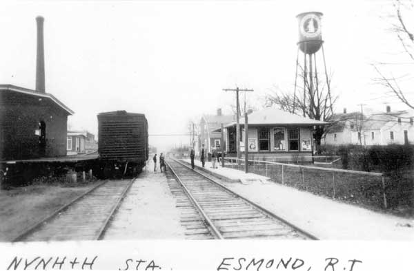 Esmond Train Statio